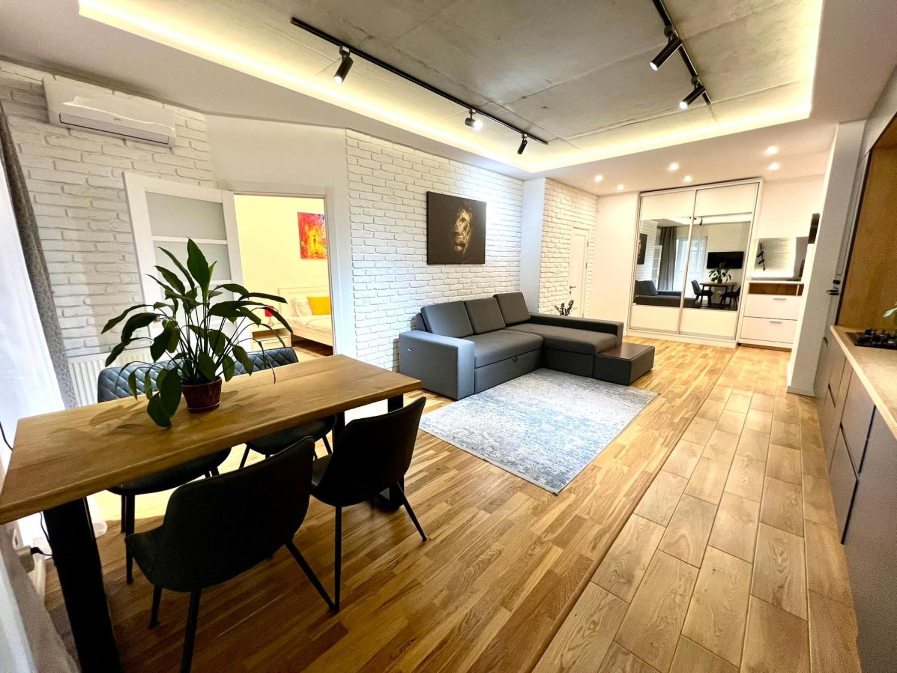 Osapart Ideal Apartment In The Complex Great Britain Lviv Eksteriør bilde